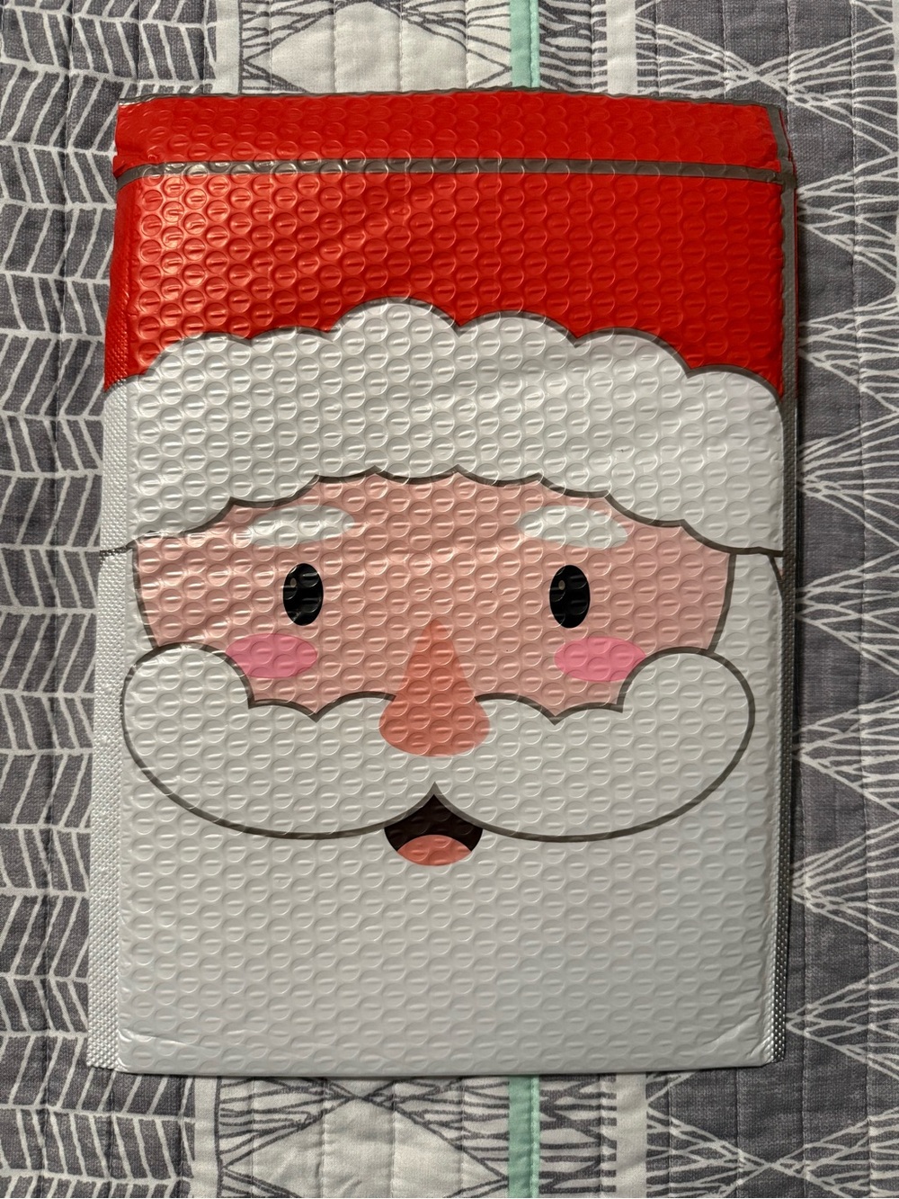50 Pack of 10x13 Holiday Bubble Mailers - 25 Santa Face and 25 Gingerbread Man - Picture 4 of 11